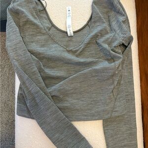 Lululemon Gray Long Sleeve Women's Top